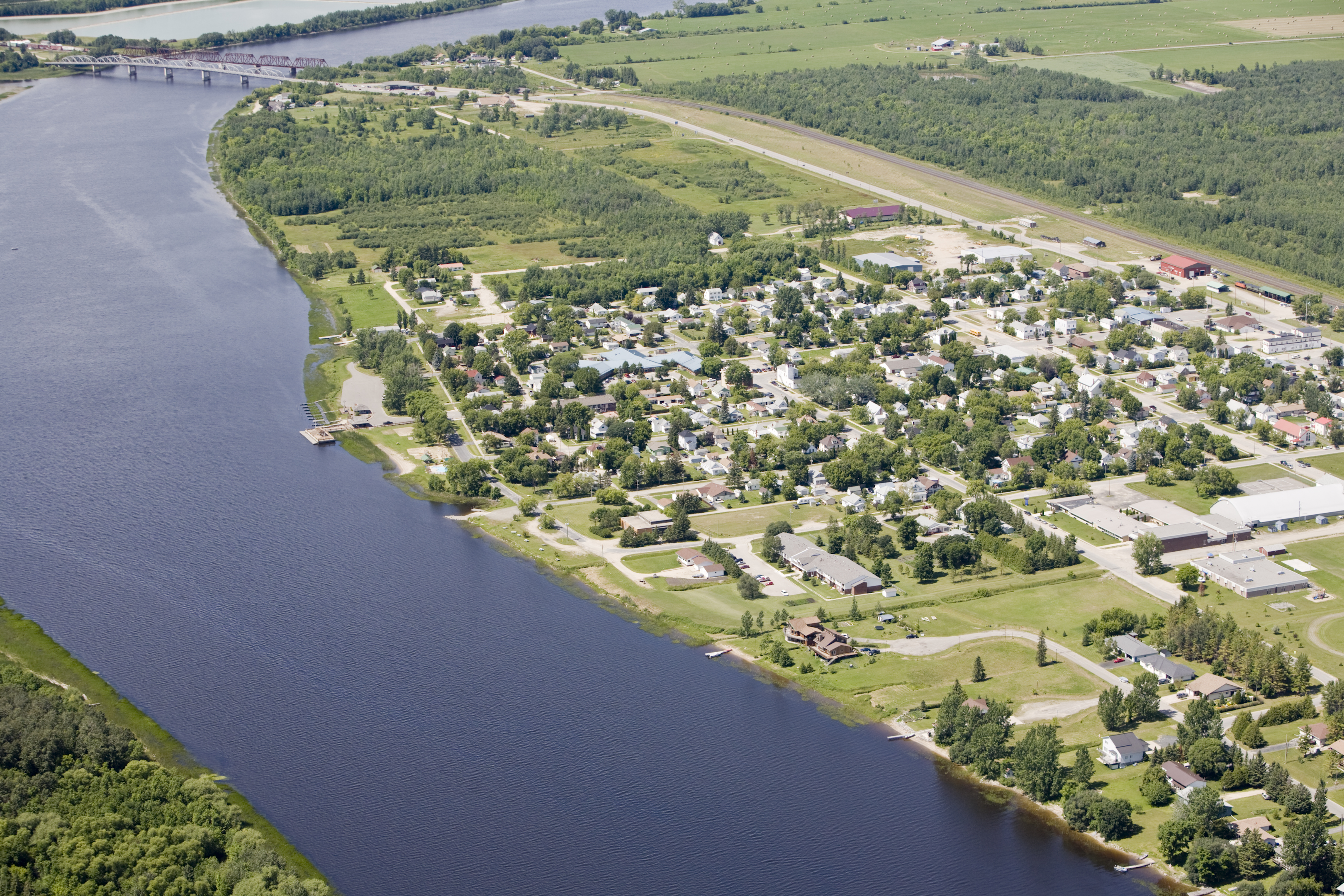 <div class="text-large">aerial view of Town of Rainy River</div>